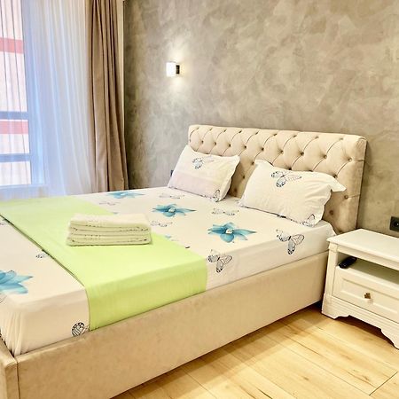 Apartament Airport คีชีเนา ภายนอก รูปภาพ