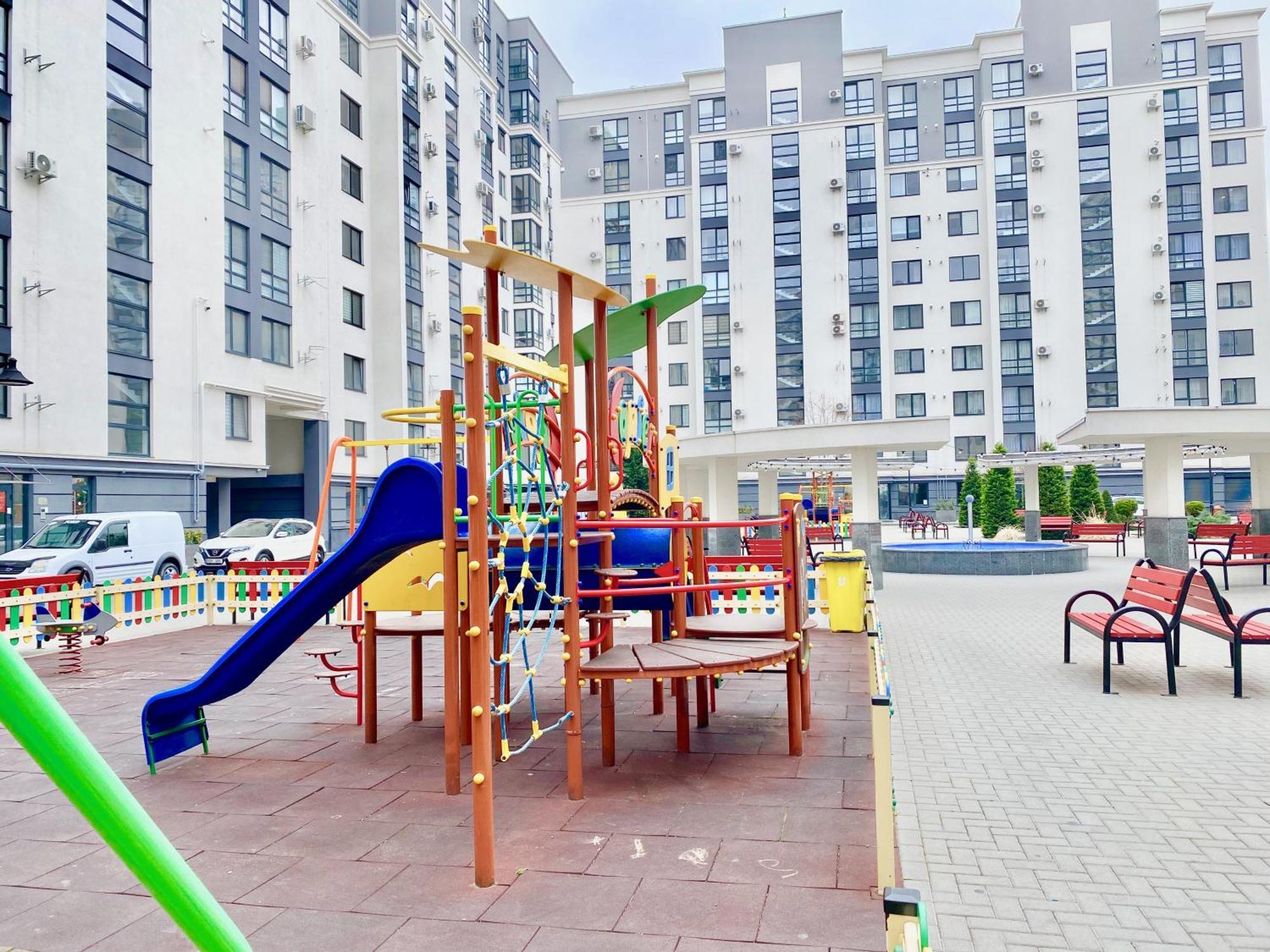 Apartament Airport คีชีเนา ภายนอก รูปภาพ